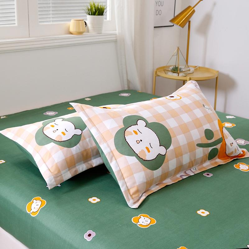 Pastel green reversible bedding set with cute bear and flower pattern, soft microfiber, includes duvet cover, flat sheet, and pillowcases.