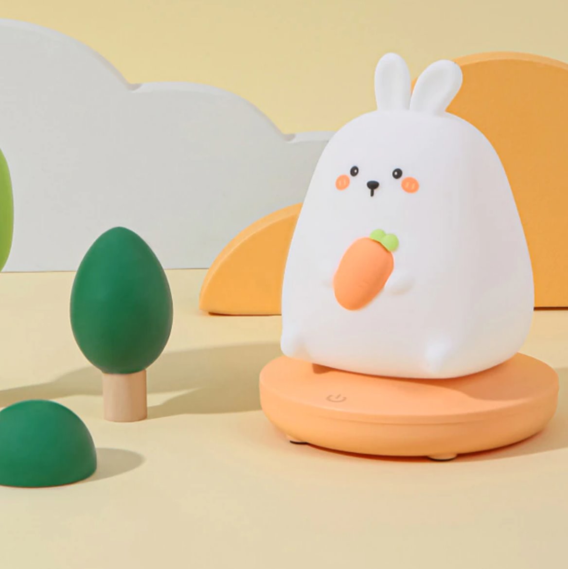 Kawaii bunny silicone night light, warm white LED, 3 brightness levels, USB rechargeable, 10-hour battery life.