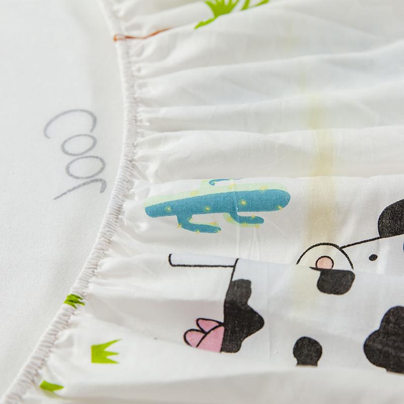 Baby Safari Cotton Fitted Bedsheet