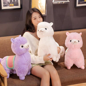 Adorable 3D llama plush pillow, soft PP cotton, hypoallergenic, various colors & sizes, perfect gift.