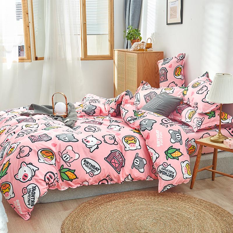 Pink pig cartoon bedding set, reversible microfiber, includes duvet cover, flat sheet, pillowcases. Soft, cozy, machine washable.